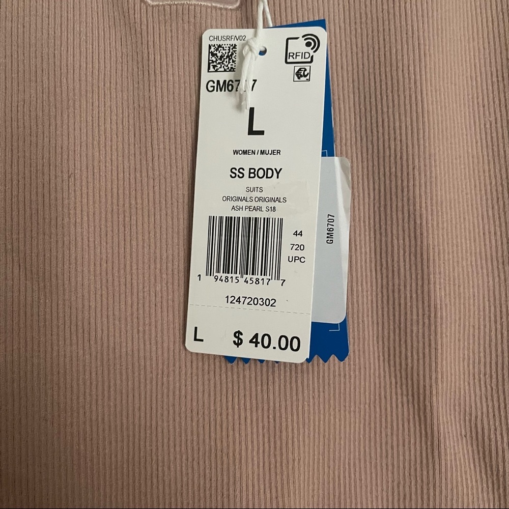 ADIDAS SHORTSLEEVE BODYSUIT ASH PEARL - Picture 2 of 4